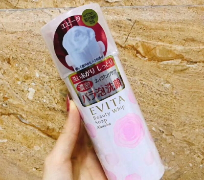 抖音洗面奶什么牌子?抖音上很火的泡沫洗面奶 抖音洗面奶什么牌子?抖音上很火的泡沫洗面奶