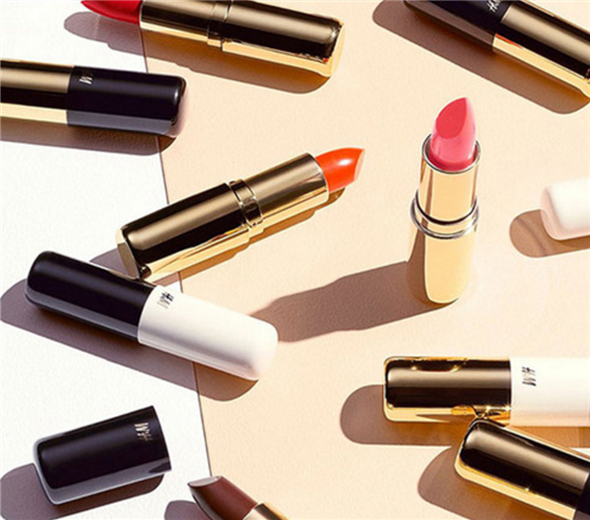 hm化妆品国内哪里买_hm化妆品好用吗_hm口